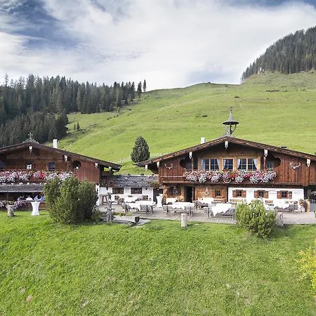 Luxus Bischofer- Bergwelt Horská chata *